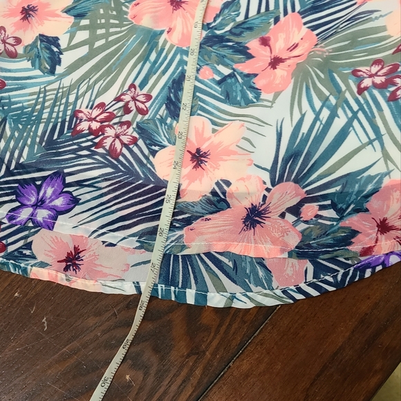 🦋Floral Print Tank Top - Picture 3 of 7